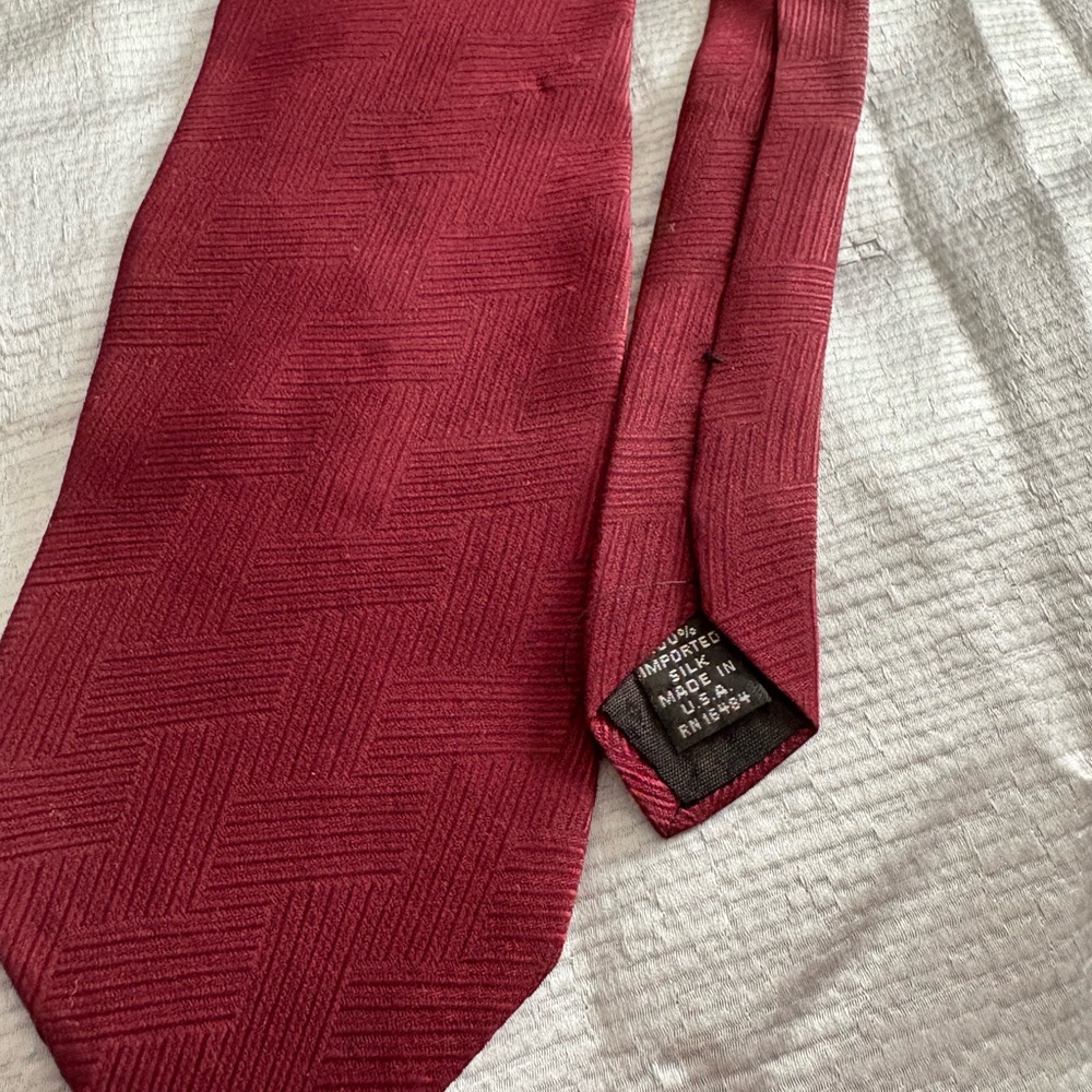 Elegant Red Tie
